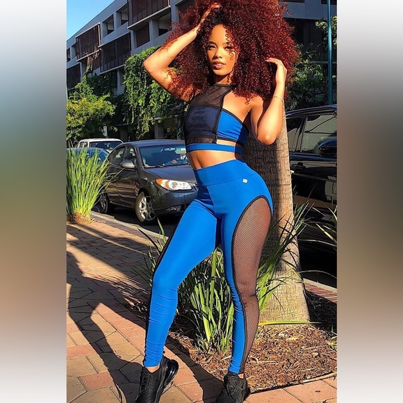 Fishnet Detail 2 Piece Workout Set, Sports Bra and Leggings- Nova Sports - Picture 2 of 10